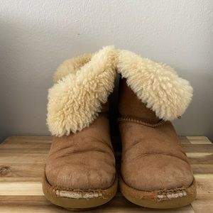 Kids Bailey Button Uggs